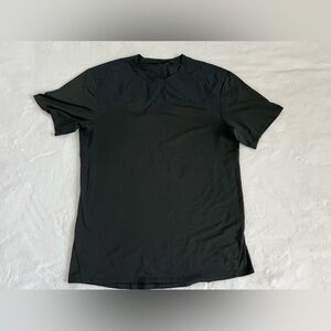 Lululemon Men’s Black Active T-Shirt